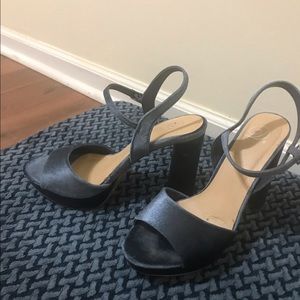 blue velvet platform heels